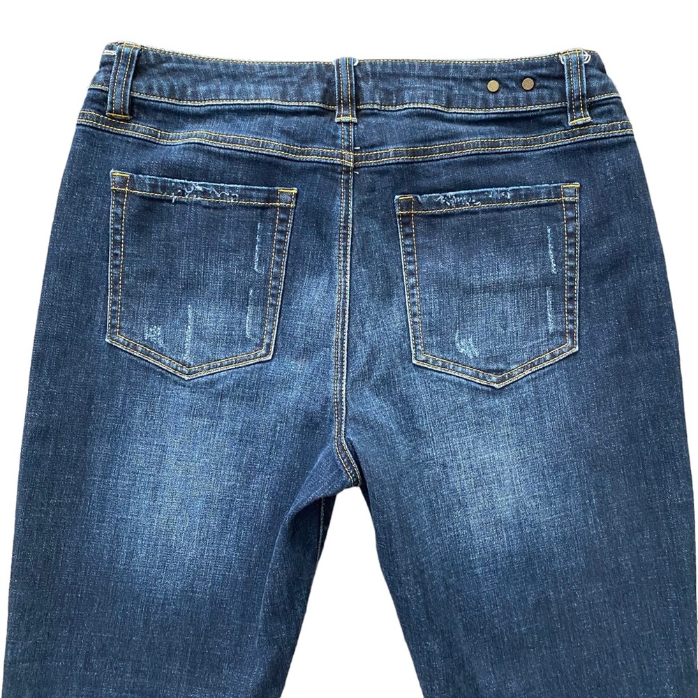 Cabi 3561 High Rise Straight Leg
Distressed Blue Jeans Size 10 - Picture 11 of 16